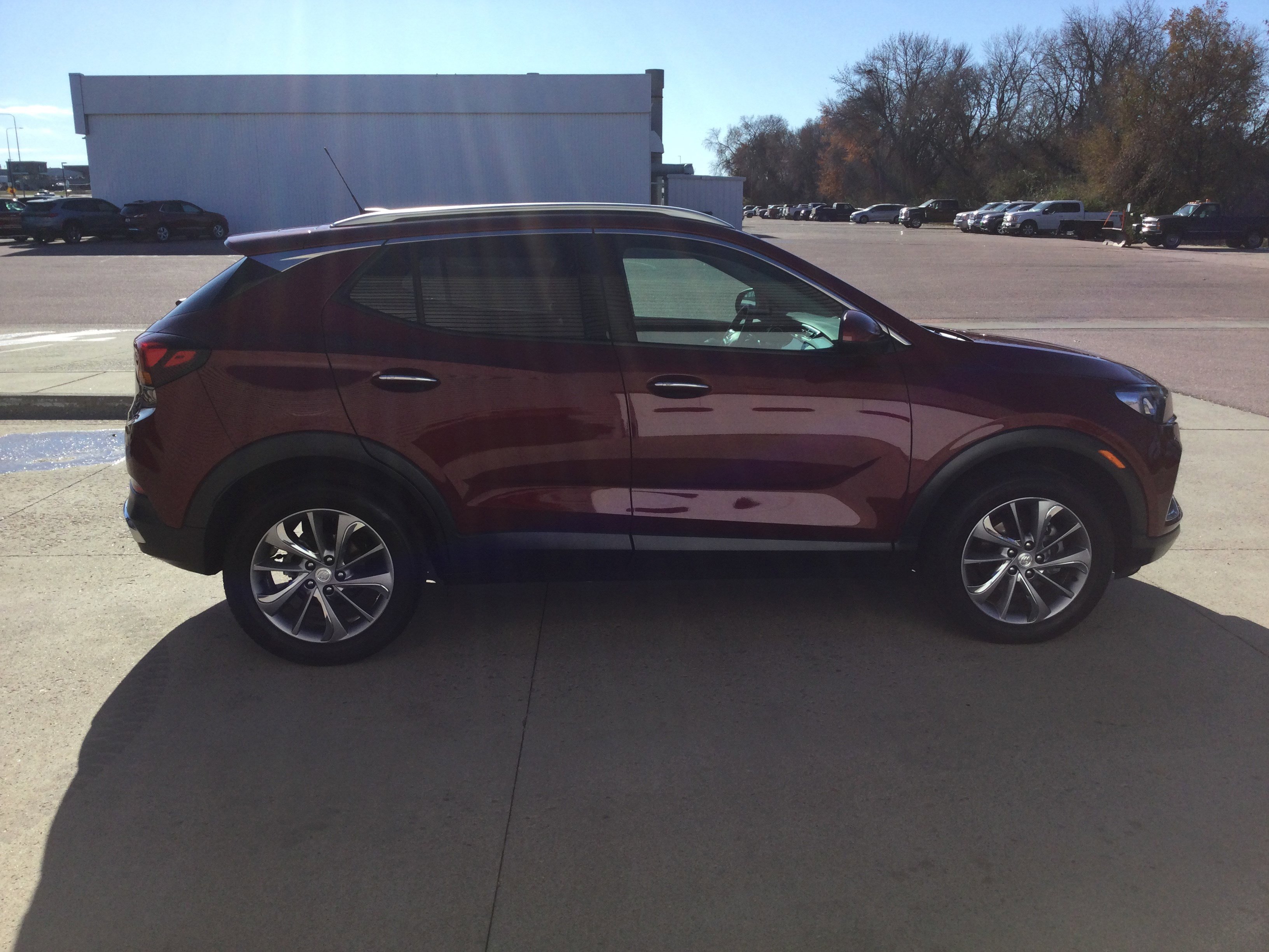 Used 2023 Buick Encore GX Essence w/ Experience Buick Package image 5