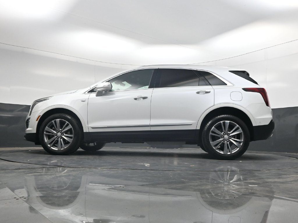 Used 2024 Cadillac XT5 Premium Luxury w/ Technology Package FWD image 31