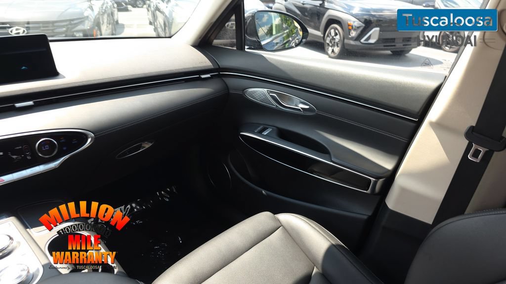 Used 2025 Genesis GV70 2.5T AWD/4WD image 28