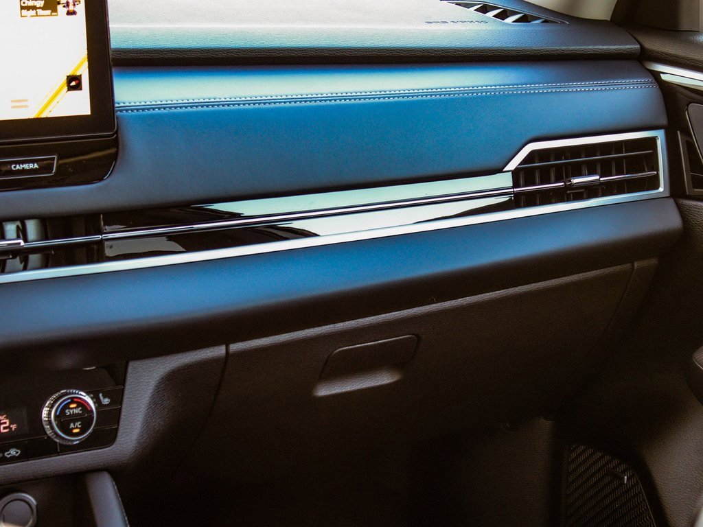 New 2026 Mitsubishi Outlander Trail Edition image 17