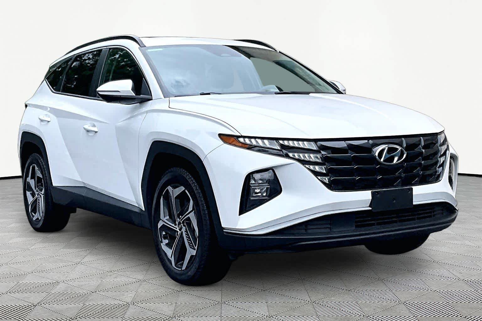 Used 2023 Hyundai Tucson SEL w/ Convenience Package AWD/4WD image 4