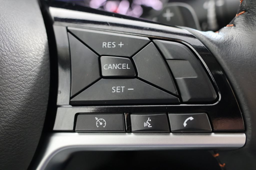Used 2023 Nissan Altima 2.5 SR AWD/4WD image 12