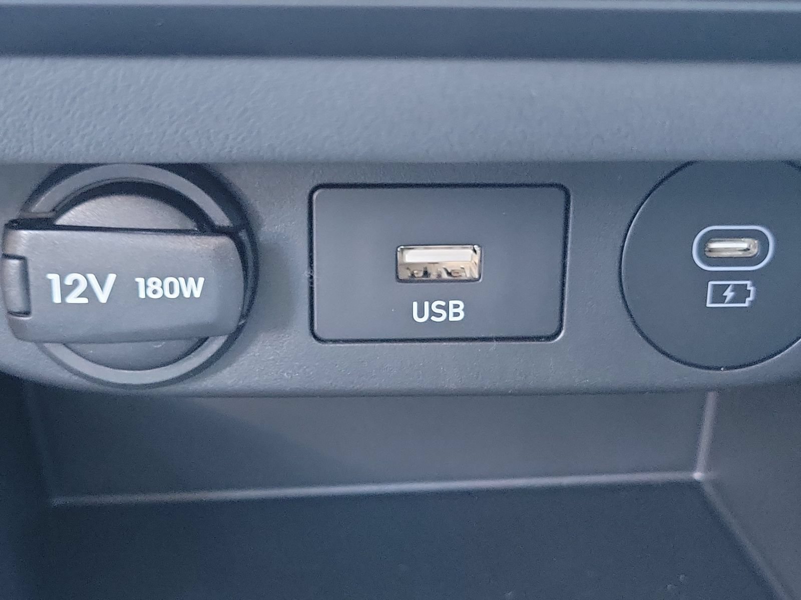 New 2026 Hyundai Elantra SE FWD image 13