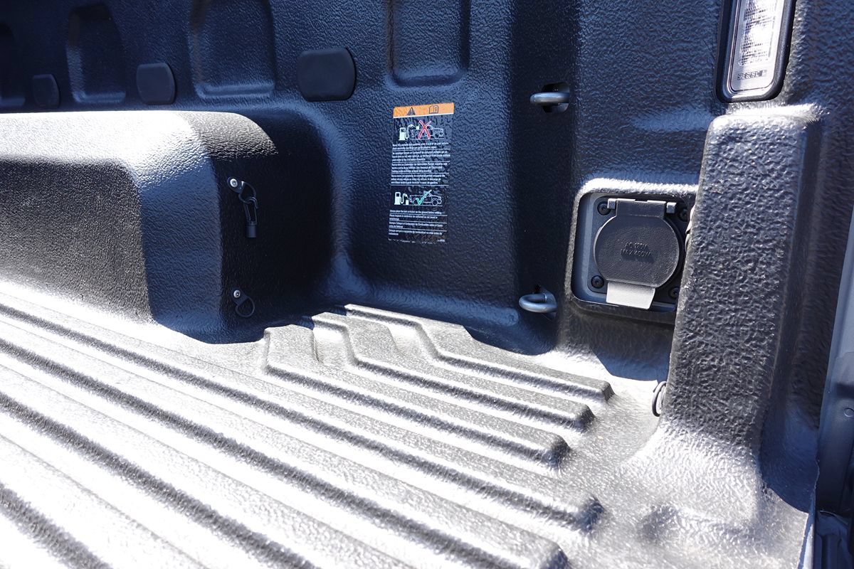Used 2023 GMC Sierra 1500 Elevation AWD/4WD image 26