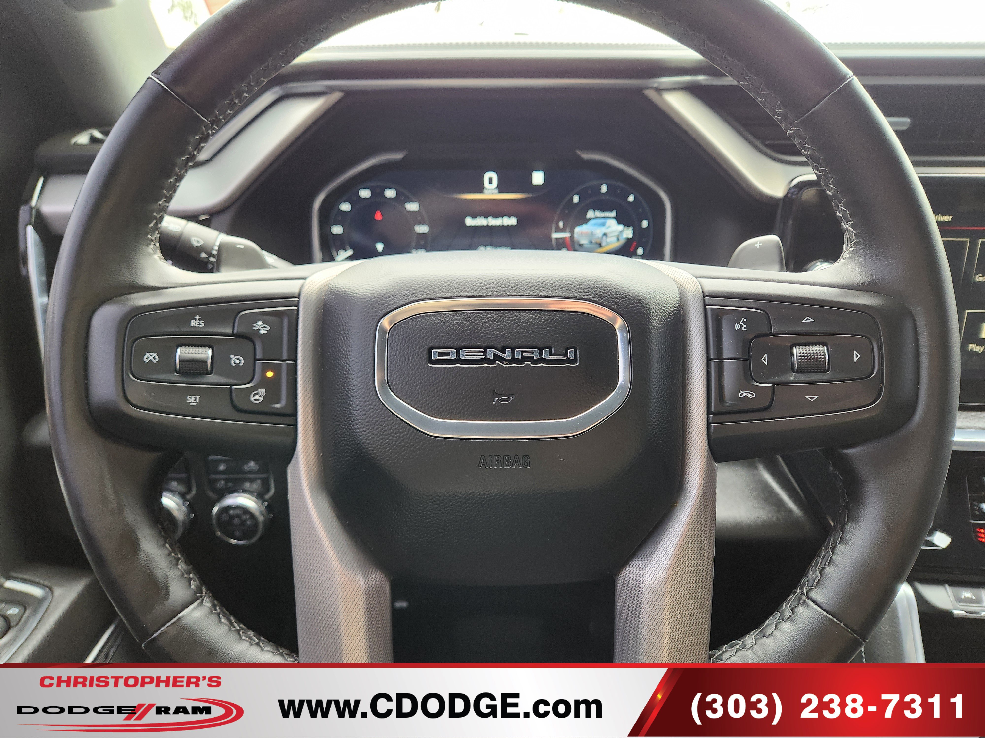 Used 2023 GMC Sierra 1500 Denali w/ Technology Package AWD/4WD image 9