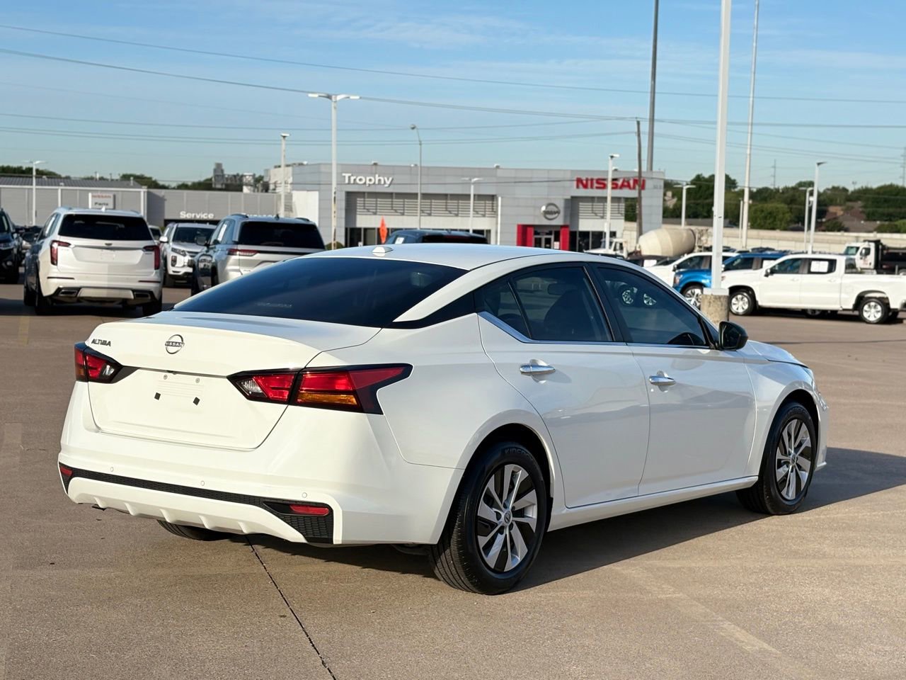 Used 2025 Nissan Altima 2.5 S image 7