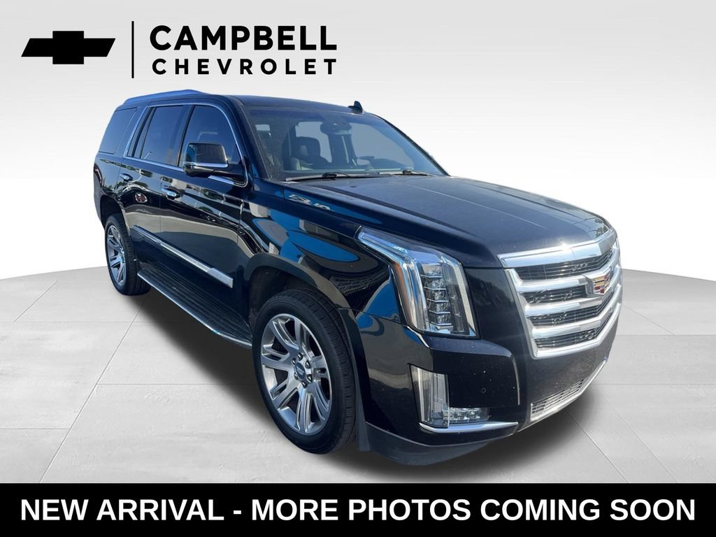 Used 2016 Cadillac Escalade Luxury AWD/4WD image 7