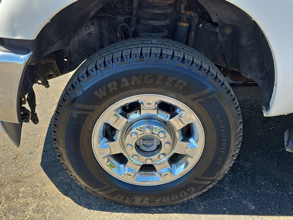 Used 2015 Ford F250 XLT w/ Snow Plow Prep Package AWD/4WD image 31