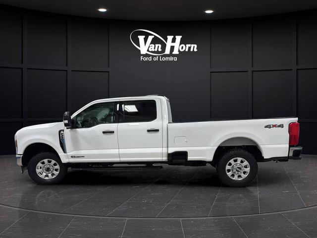 Used 2024 Ford F350 XLT image 6