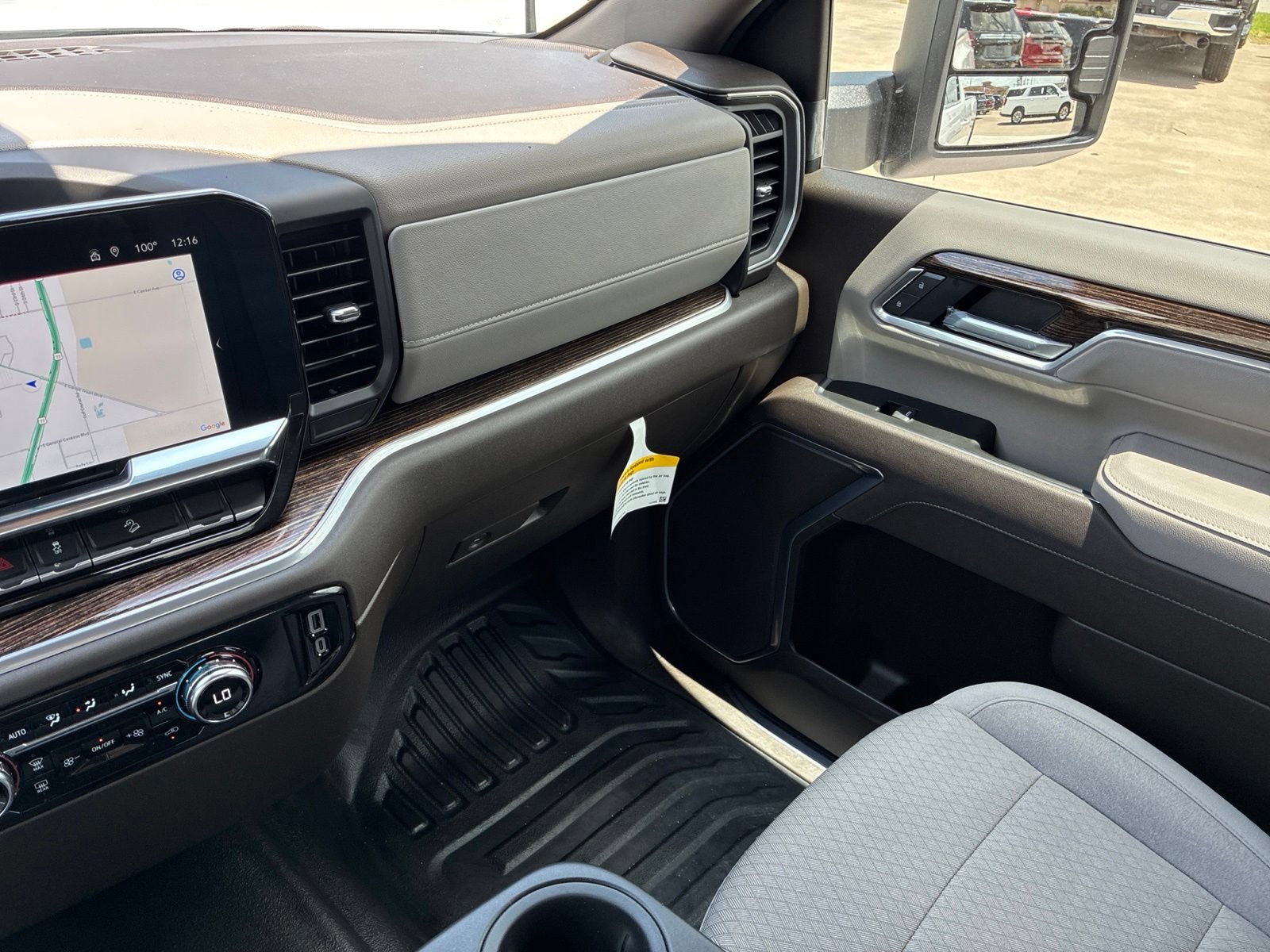 Used 2025 GMC Sierra 3500 SLE w/ SLE Convenience Package AWD/4WD image 40