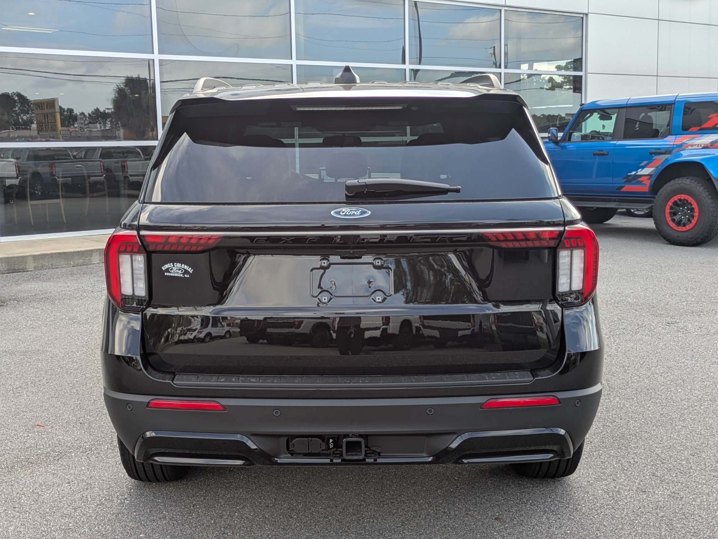 New 2026 Ford Explorer ST-Line RWD image 5