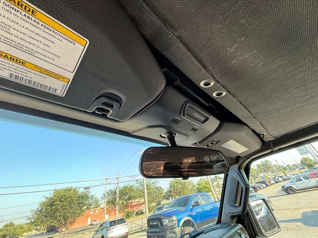 Used 2018 Jeep Wrangler Unlimited Sport S AWD/4WD image 23