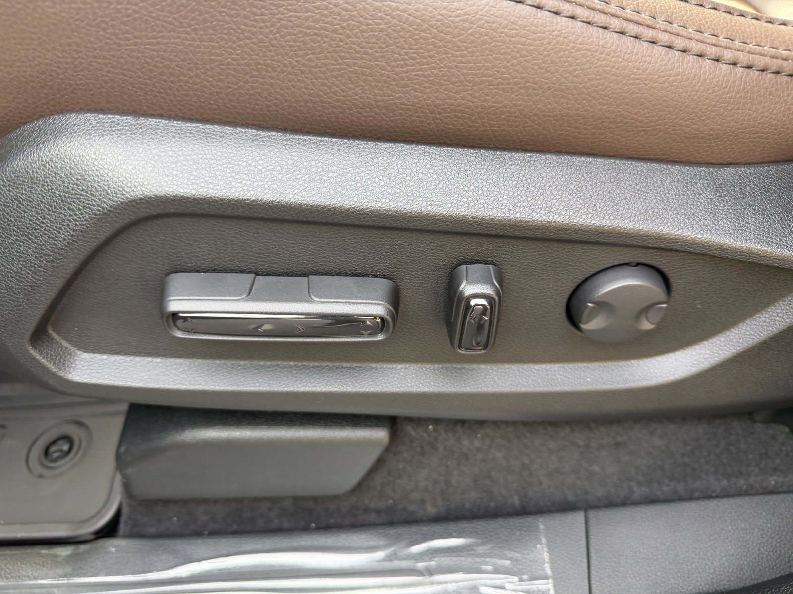 New 2026 Honda Pilot Touring image 26