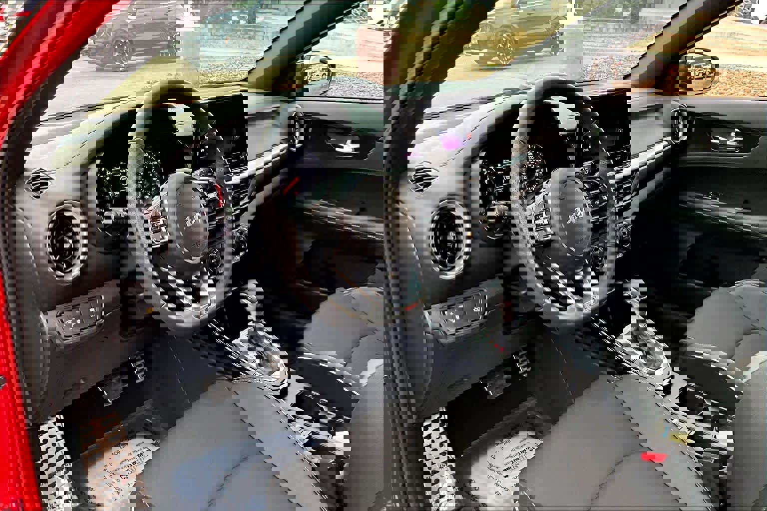 Used 2024 Kia Forte GT-Line image 17