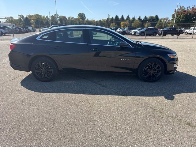 Used 2025 Chevrolet Malibu LT FWD image 9
