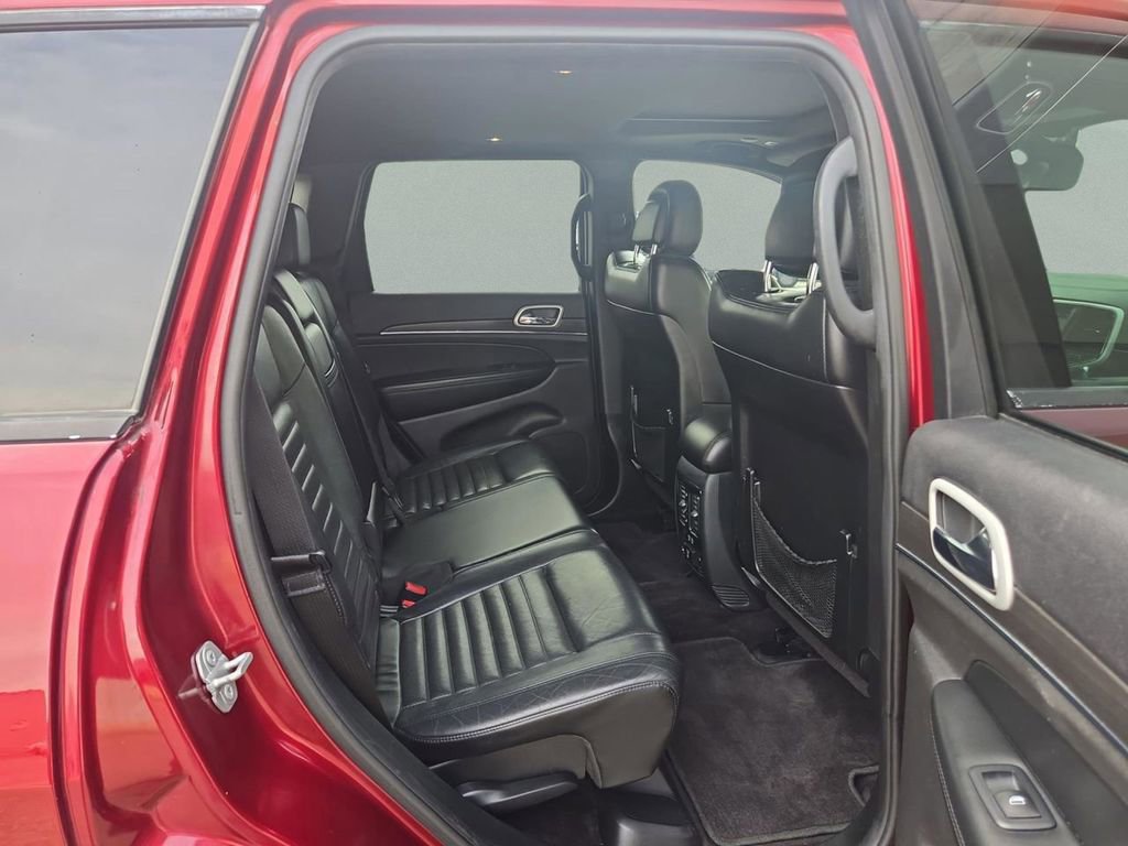 Used 2018 Jeep Grand Cherokee Limited image 26