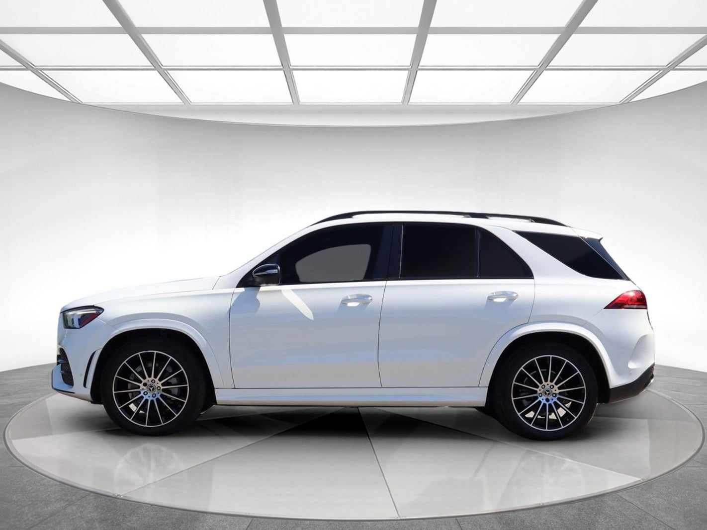 Used 2022 Mercedes-Benz GLE 350 4MATIC image 5