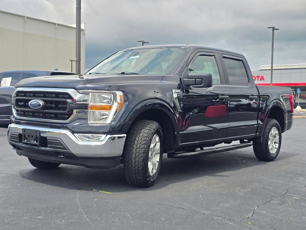 Used 2021 Ford F150 XLT w/ Trailer Tow Package AWD/4WD image 4