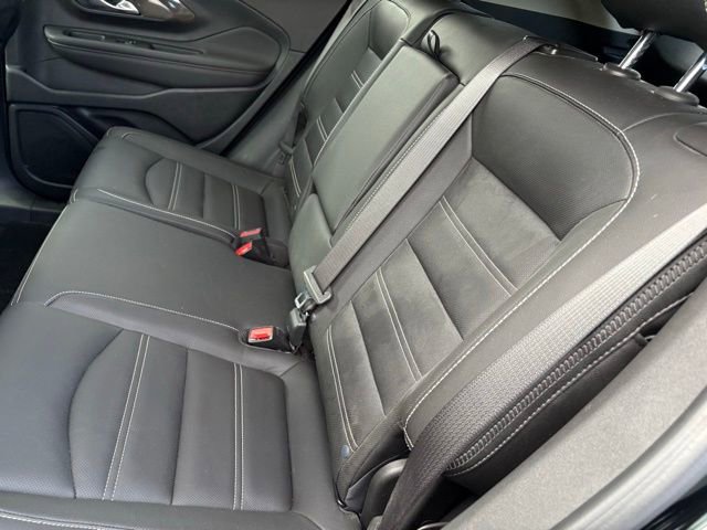 Used 2022 GMC Terrain Denali image 11