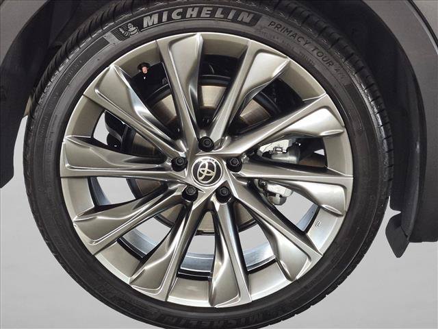 Used 2023 Toyota Crown w/ Advanced Technology Package AWD/4WD image 23