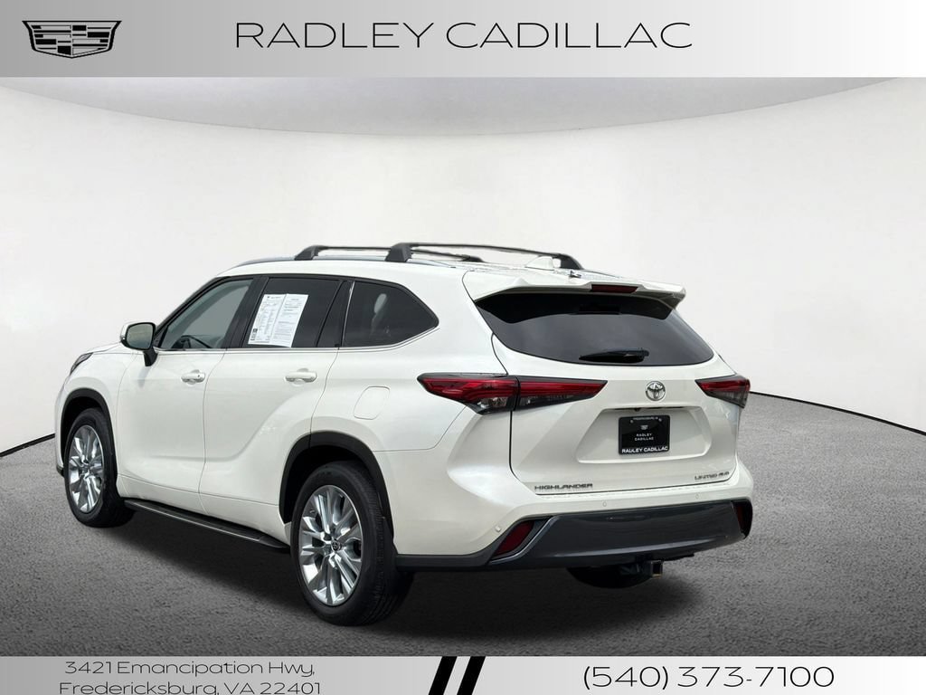 Used 2021 Toyota Highlander Limited AWD/4WD image 17