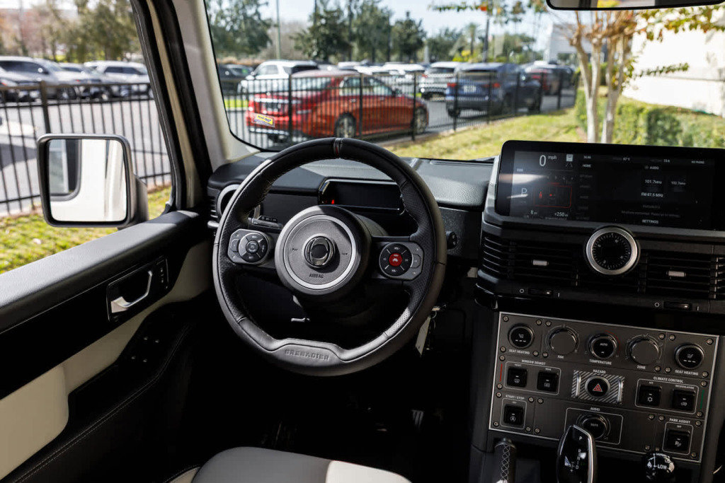 New 2025 INEOS Grenadier Fieldmaster Edition image 12