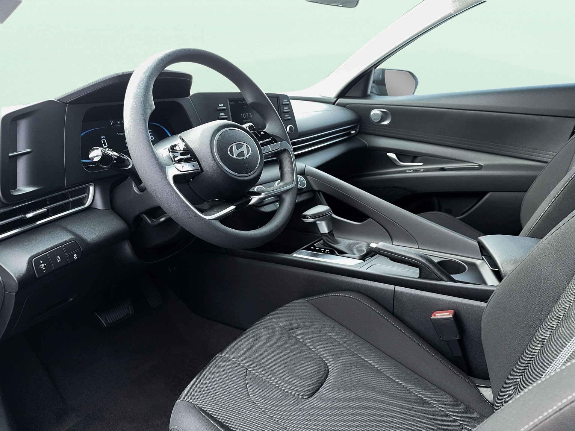 New 2026 Hyundai Elantra SE FWD image 14