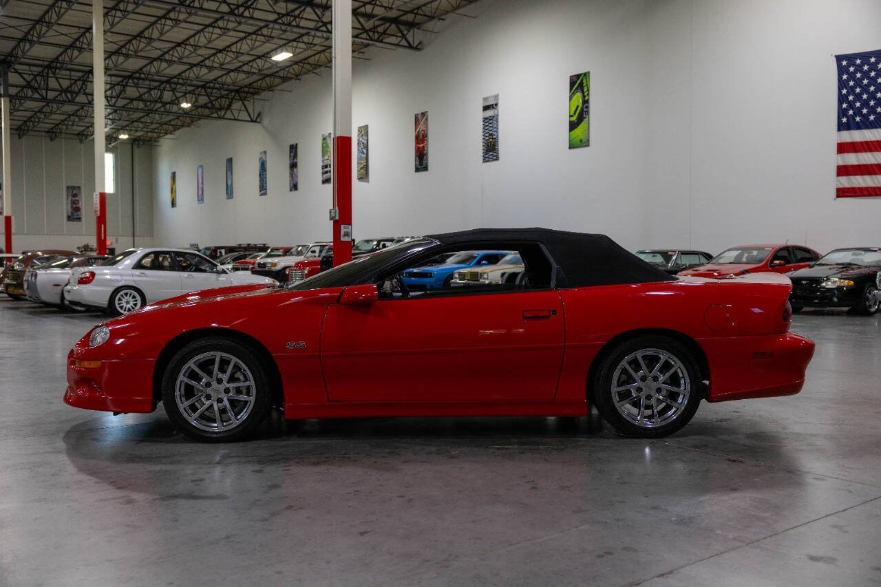 Used 2002 Chevrolet Camaro Z28 w/ SS Performance/Appearance Pkg RWD image 22
