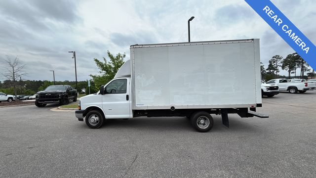 Used 2023 Chevrolet Express 3500 w/ Power Convenience Package RWD image 5