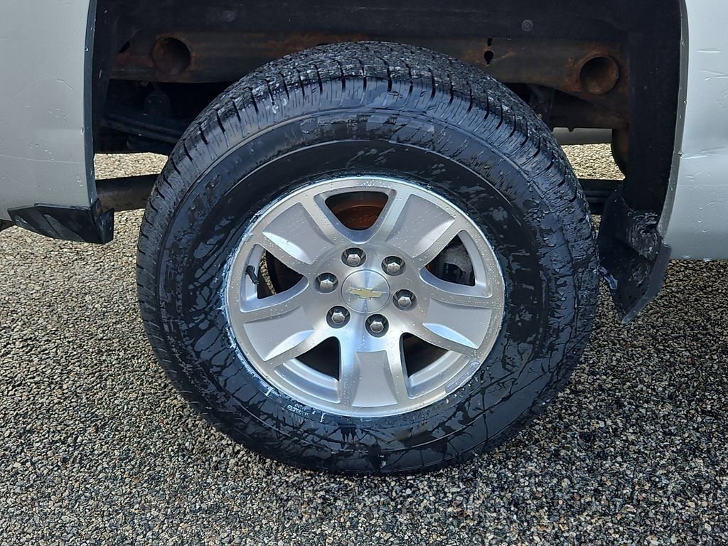 Used 2018 Chevrolet Silverado 1500 LT w/ All Star Edition image 9