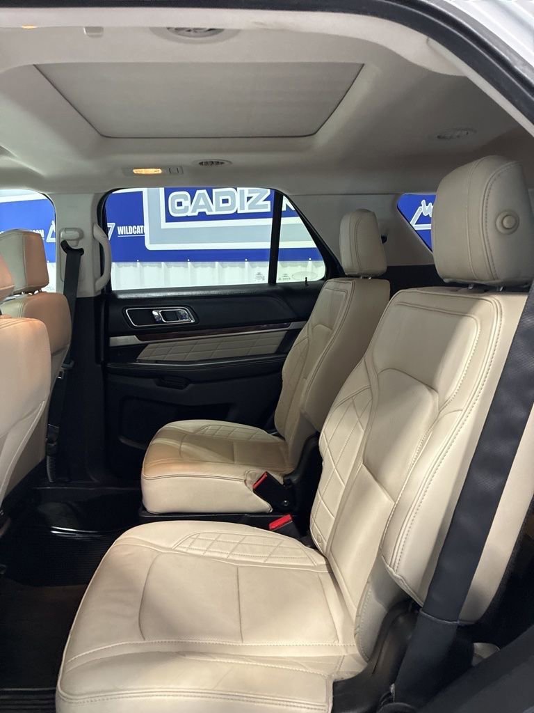 Used 2016 Ford Explorer Platinum image 8