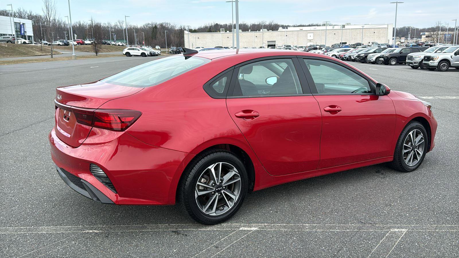Used 2024 Kia Forte LXS image 5