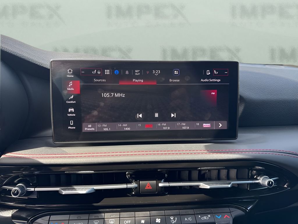 Used 2024 Dodge Hornet R/T w/ R/T Blacktop Package image 17