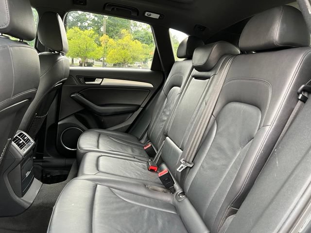 Used 2017 Audi Q5 2.0T Premium Plus w/ Technology Package AWD/4WD image 16