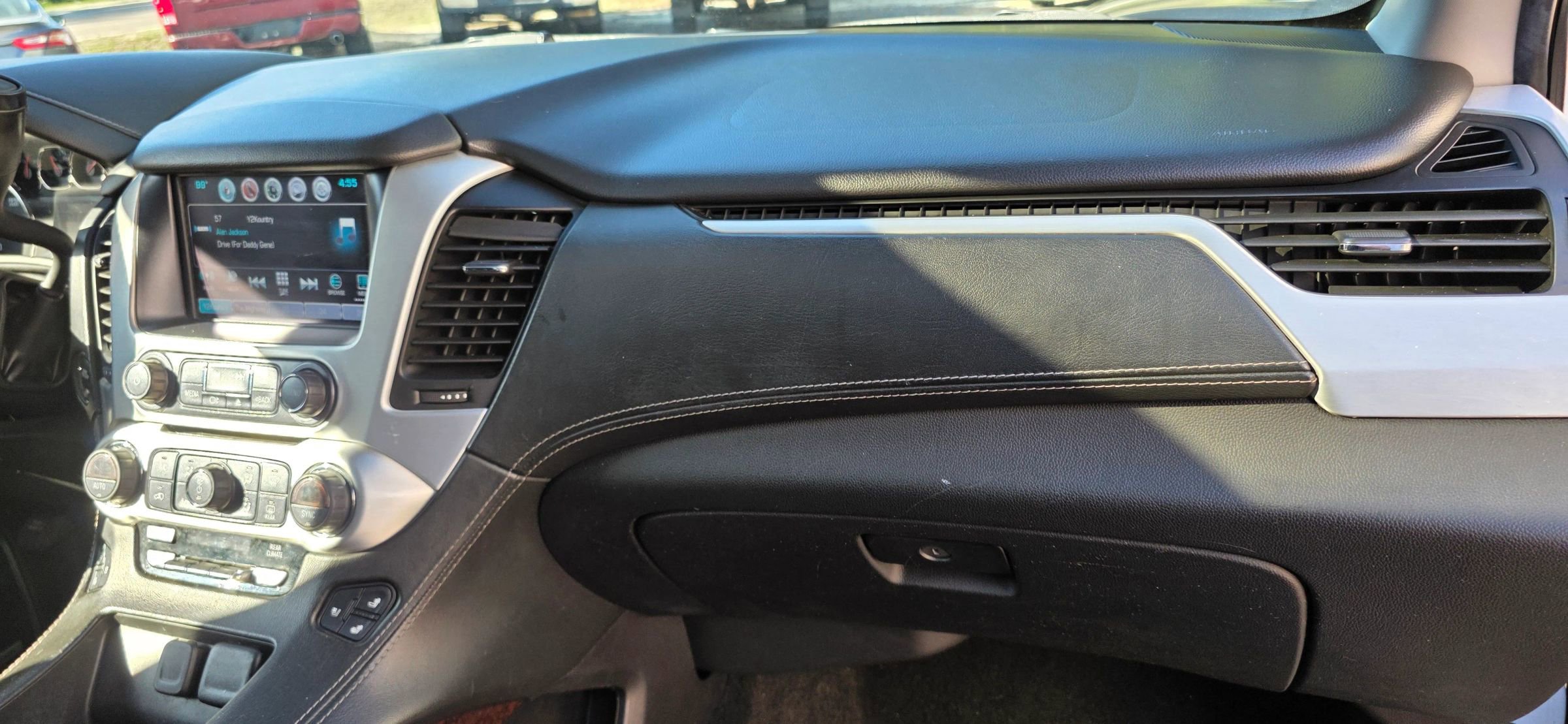 Used 2018 GMC Yukon XL SLT w/ Open Road Package image 13