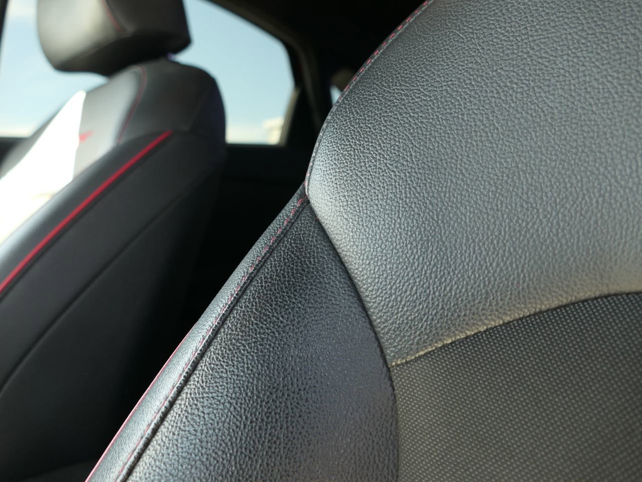 Used 2021 Kia Forte GT w/ GT2 Package image 13