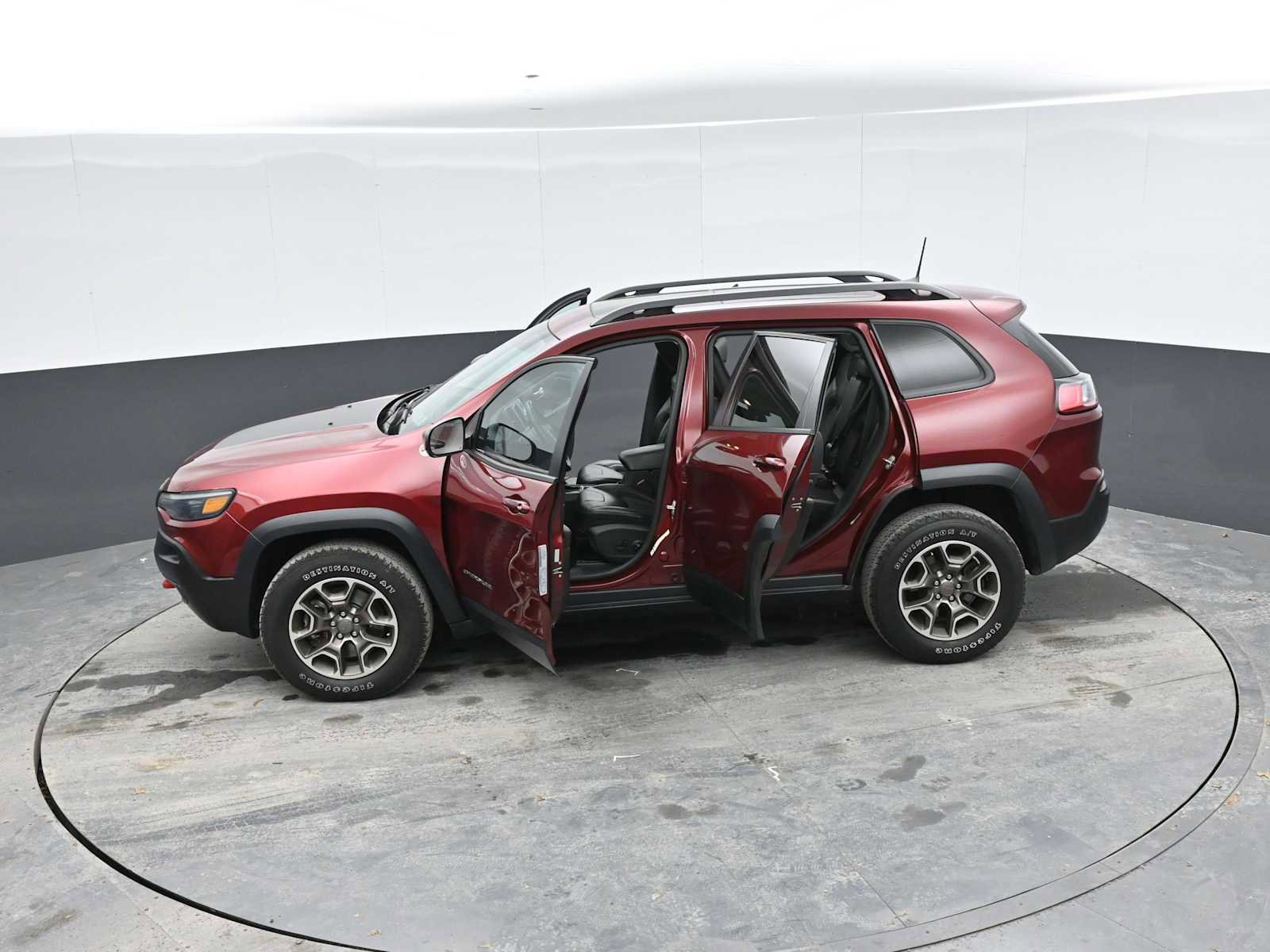 Used 2021 Jeep Cherokee Trailhawk w/ Sun, Sound & Nav Group image 34