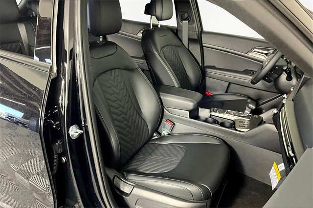 New 2026 Kia Sportage X-Line w/ X-Line Technology Package image 12