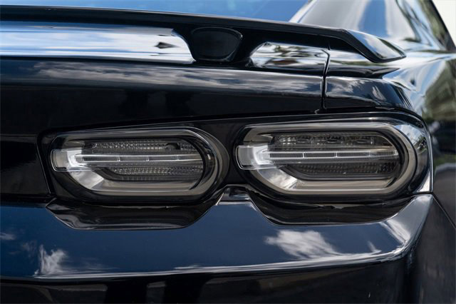 Used 2019 Chevrolet Camaro SS image 15
