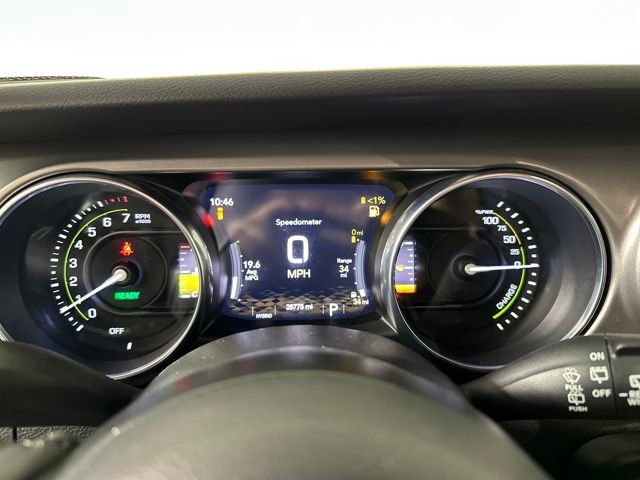 Used 2023 Jeep Wrangler Unlimited w/ Cold Weather Group image 16