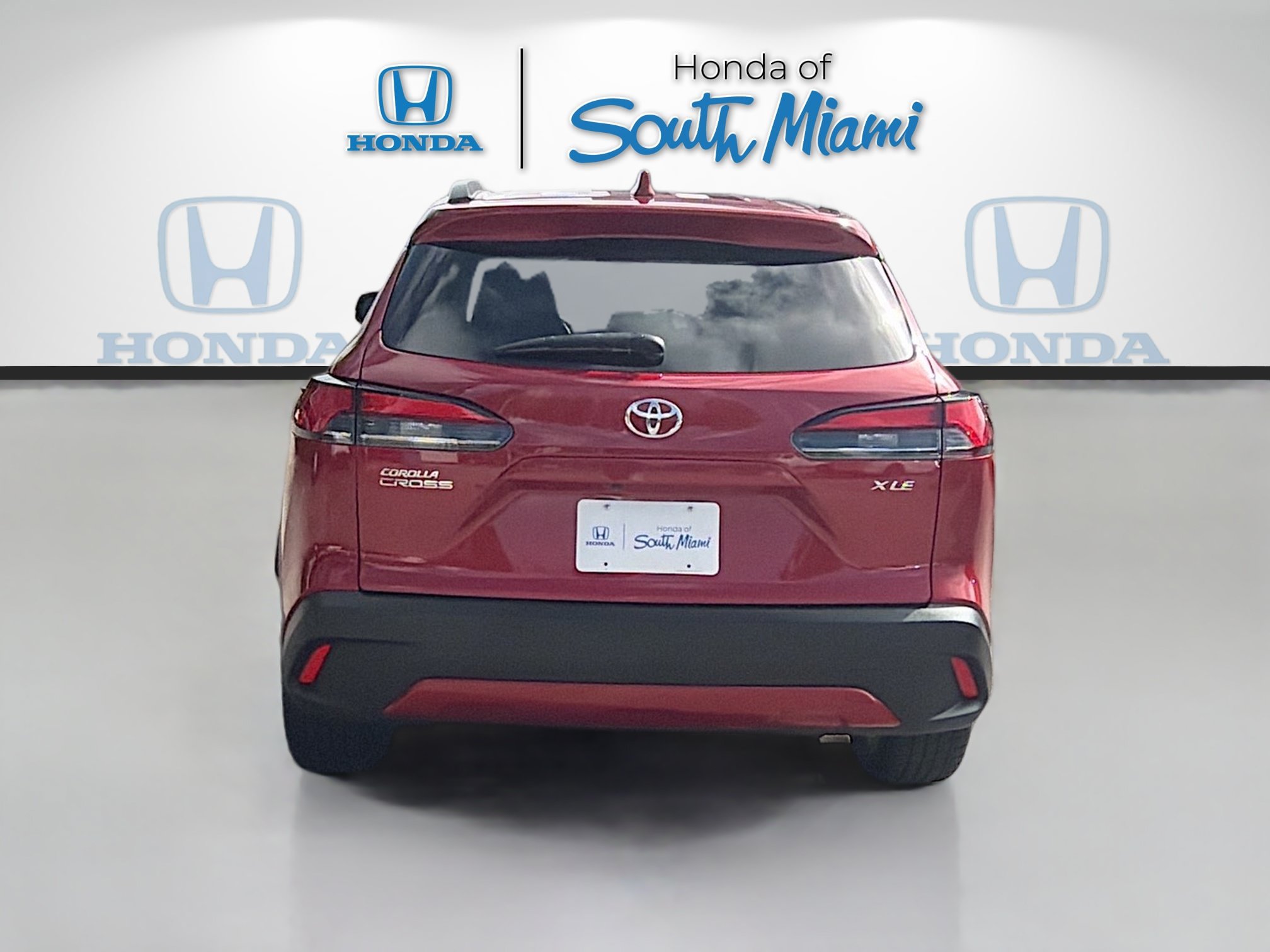 Used 2022 Toyota Corolla Cross XLE FWD image 6