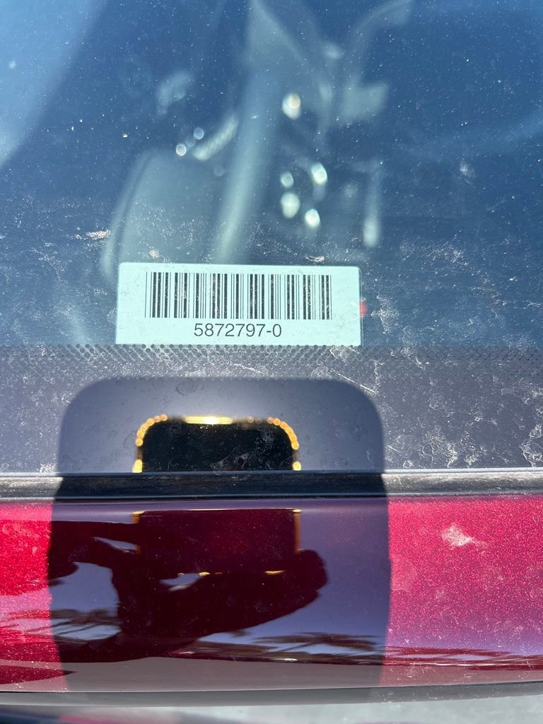 Used 2025 Jeep Grand Cherokee Altitude image 2