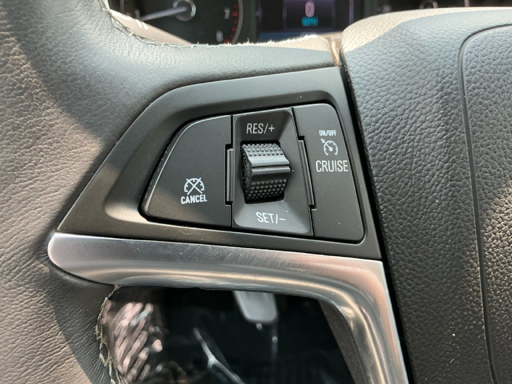 Used 2022 Buick Encore Preferred w/ Safety Package AWD/4WD image 21