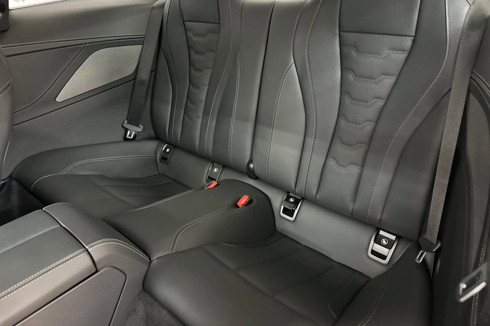 New 2026 BMW 840i Coupe w/ M Sport Professional Package RWD image 20