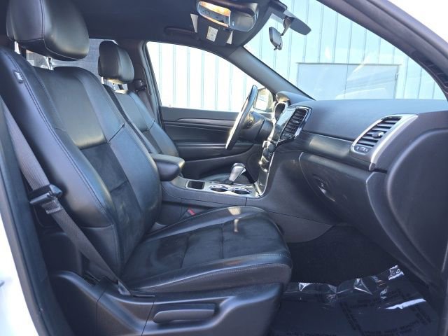 Used 2021 Jeep Grand Cherokee Laredo X image 27