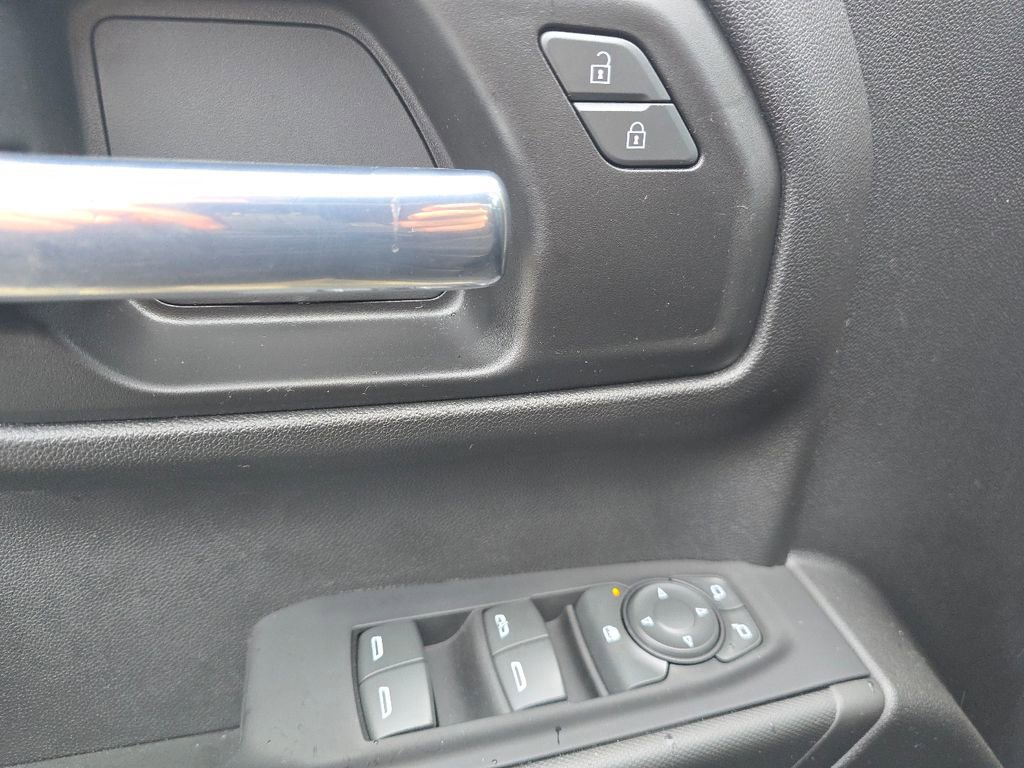 Used 2023 Chevrolet Silverado 1500 Custom Trail Boss w/ LPO, Dark Essentials Package image 28