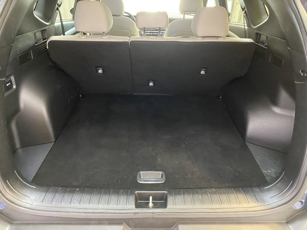 Used 2025 Hyundai Tucson SEL FWD image 28