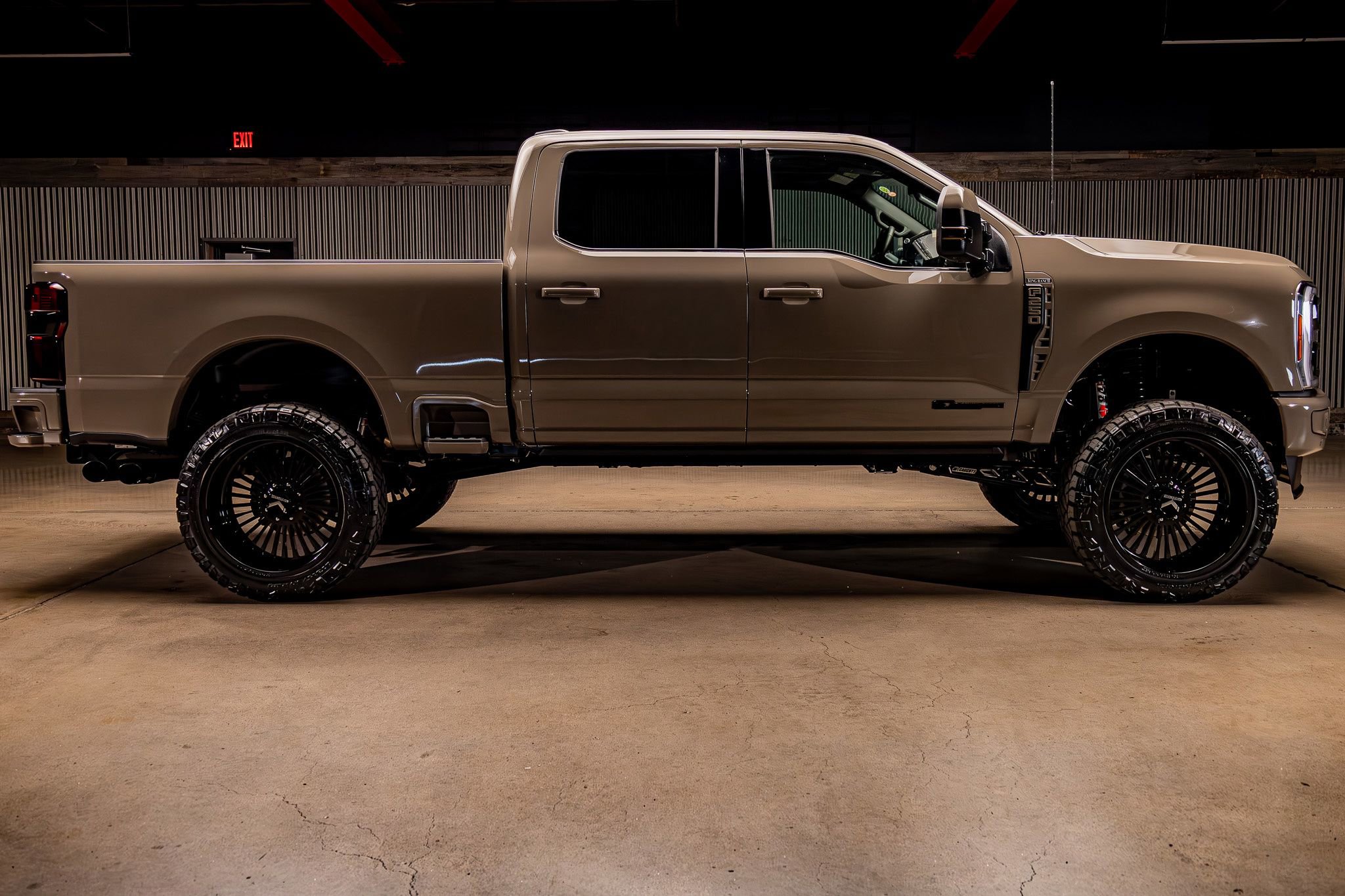 Used 2026 Ford F250 King Ranch w/ Chrome Package image 11