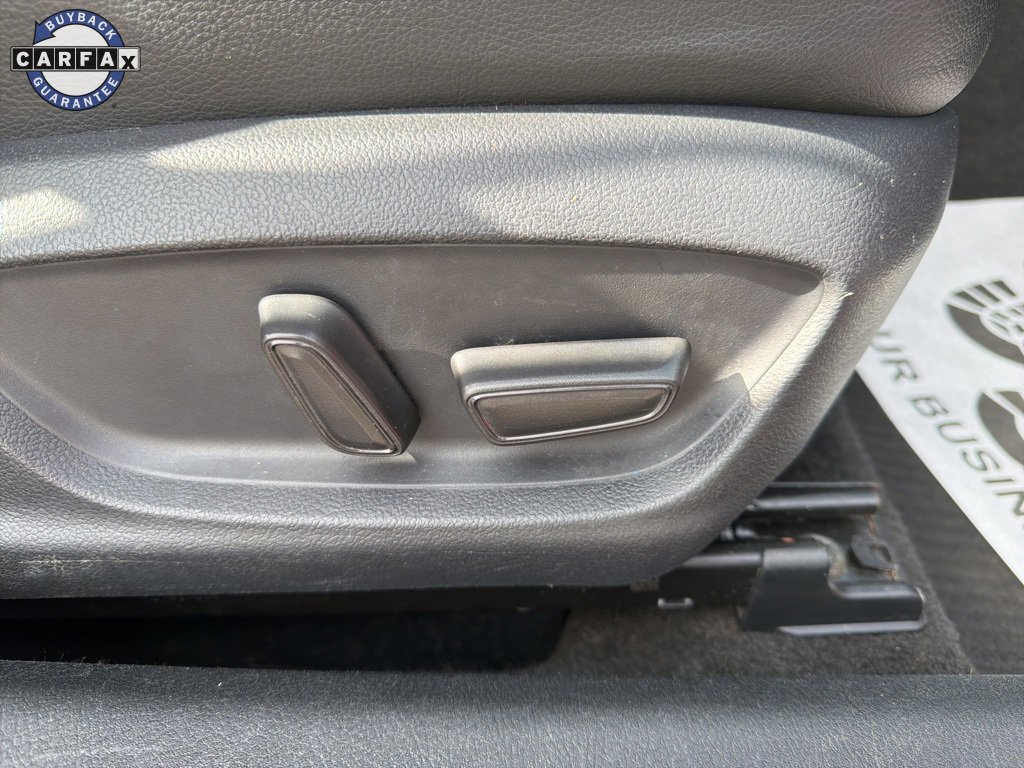 Used 2018 Toyota Camry XSE image 13