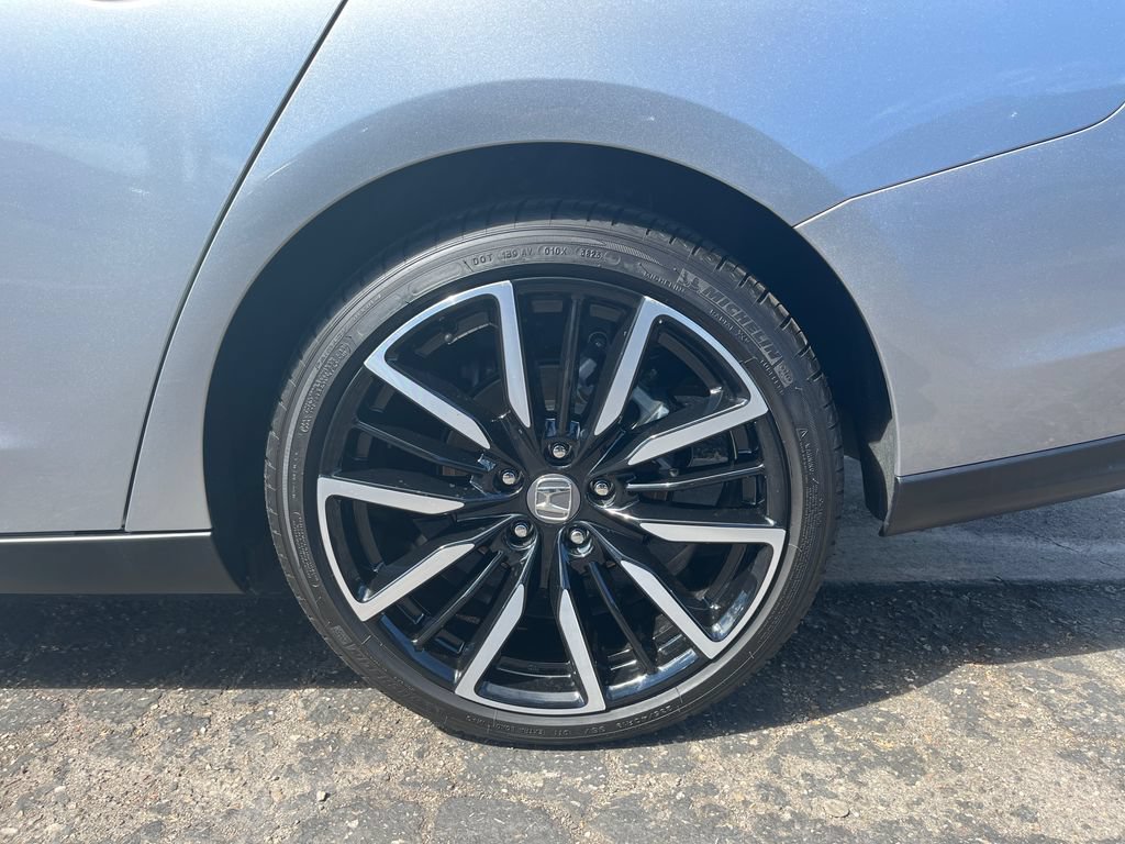 Used 2024 Honda Accord EX image 31